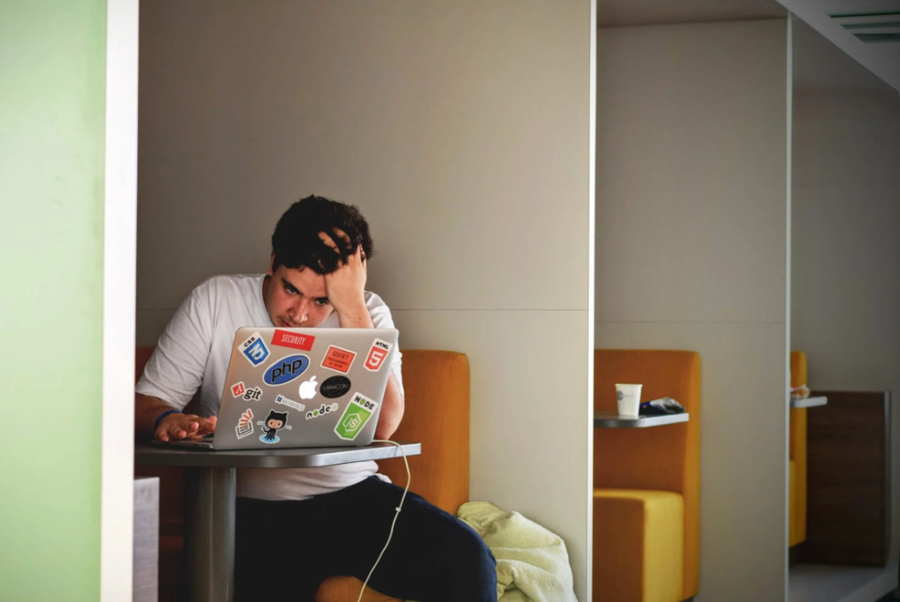 5 Reasons You Procrastinate (And 1 Solution)